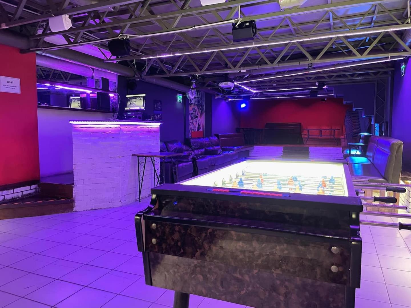 Вилла The Bachelor Bar - Bunker | Private Club Будапешт Экстерьер фото