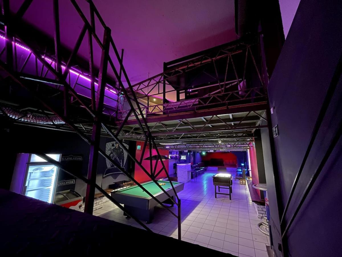 Вилла The Bachelor Bar - Bunker | Private Club Будапешт Экстерьер фото