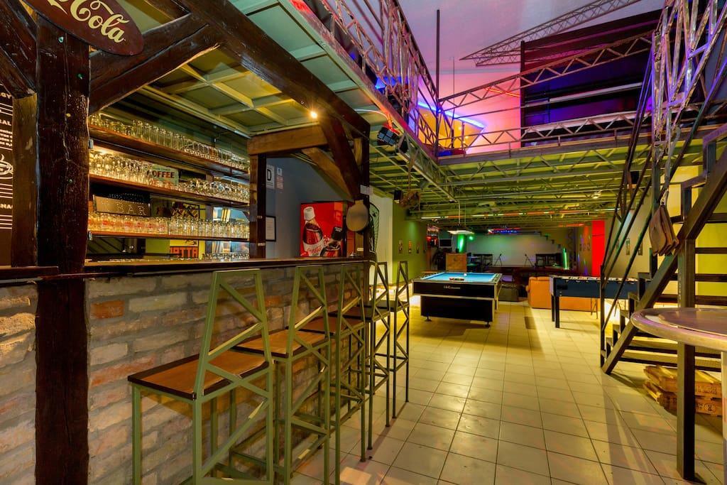 Вилла The Bachelor Bar - Bunker | Private Club Будапешт Экстерьер фото