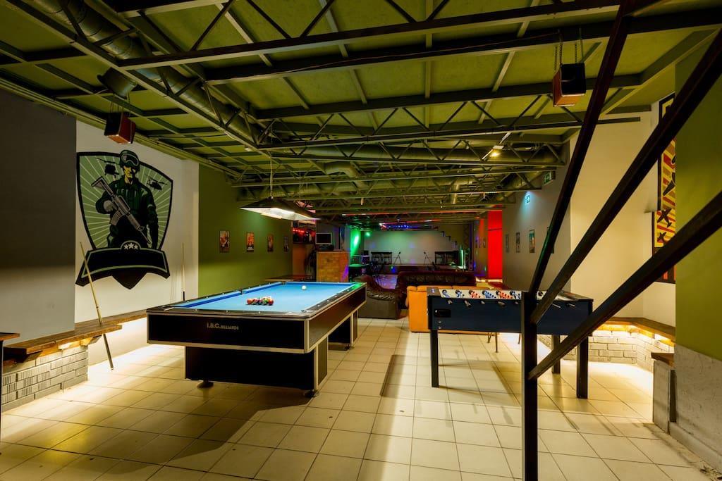 Вилла The Bachelor Bar - Bunker | Private Club Будапешт Экстерьер фото